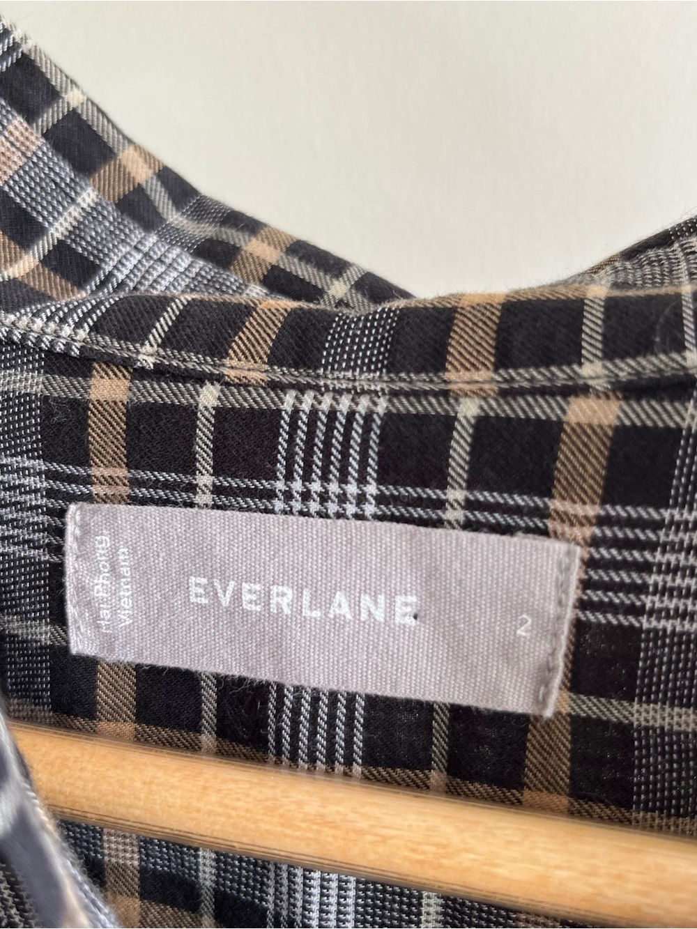Everlane Plaid Button Up Shirt Sz 2 Women’s Long Sleeve Collared EUC - Picture 2 of 4
